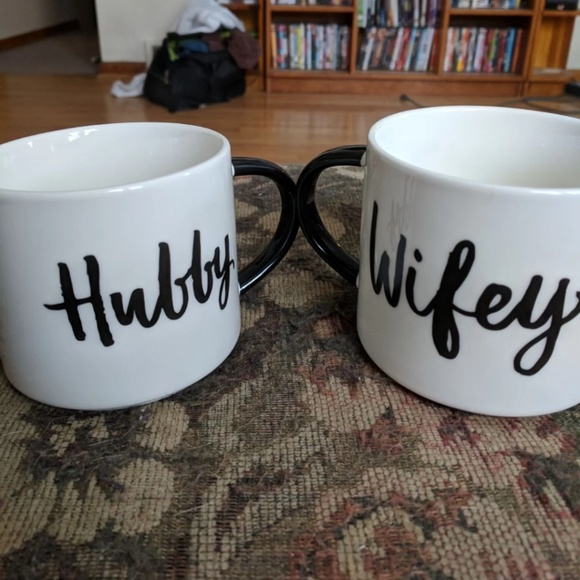 Threshold Other - Hubby and Wifey Mugs